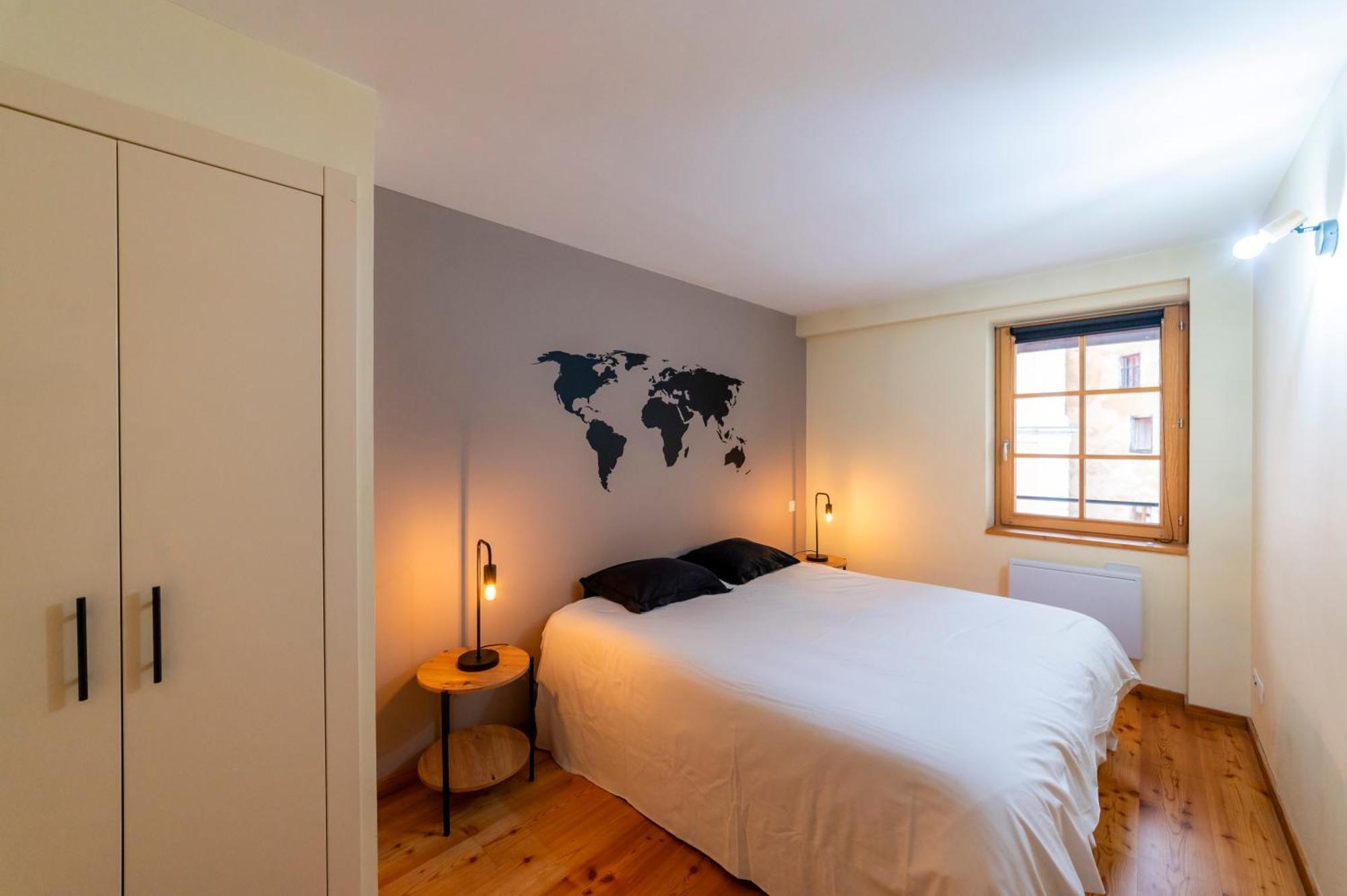 Apartamento T2 Au Coeur Du Centre Historique De Briancon #5 Exterior foto