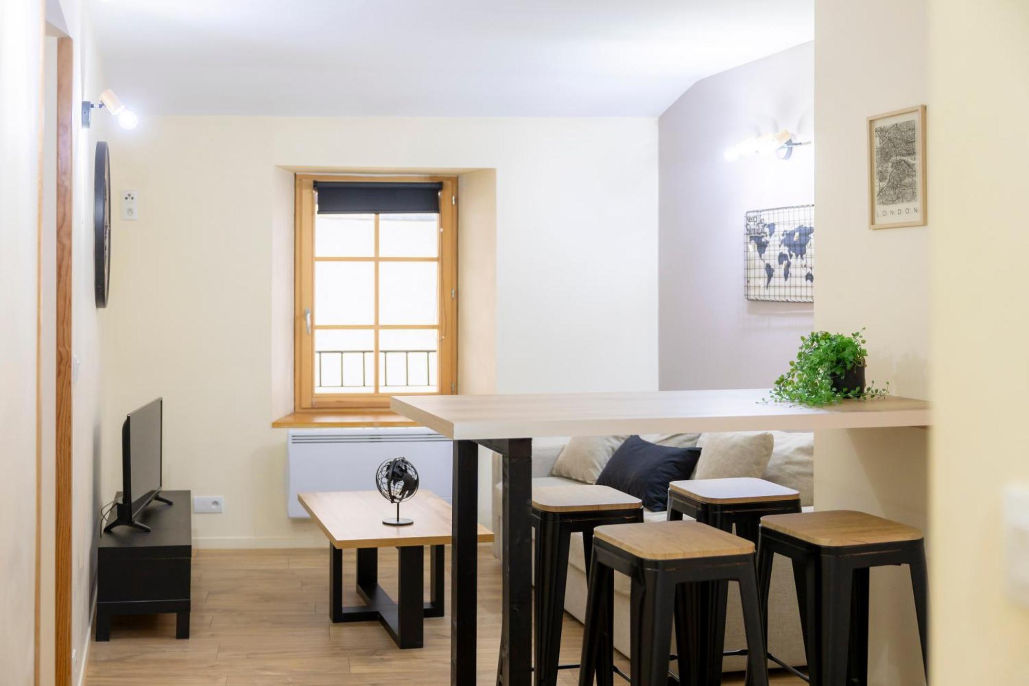Apartamento T2 Au Coeur Du Centre Historique De Briancon #5 Exterior foto